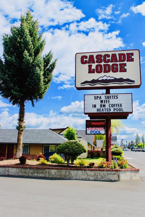 Cascade Lodge Bend Exterior photo