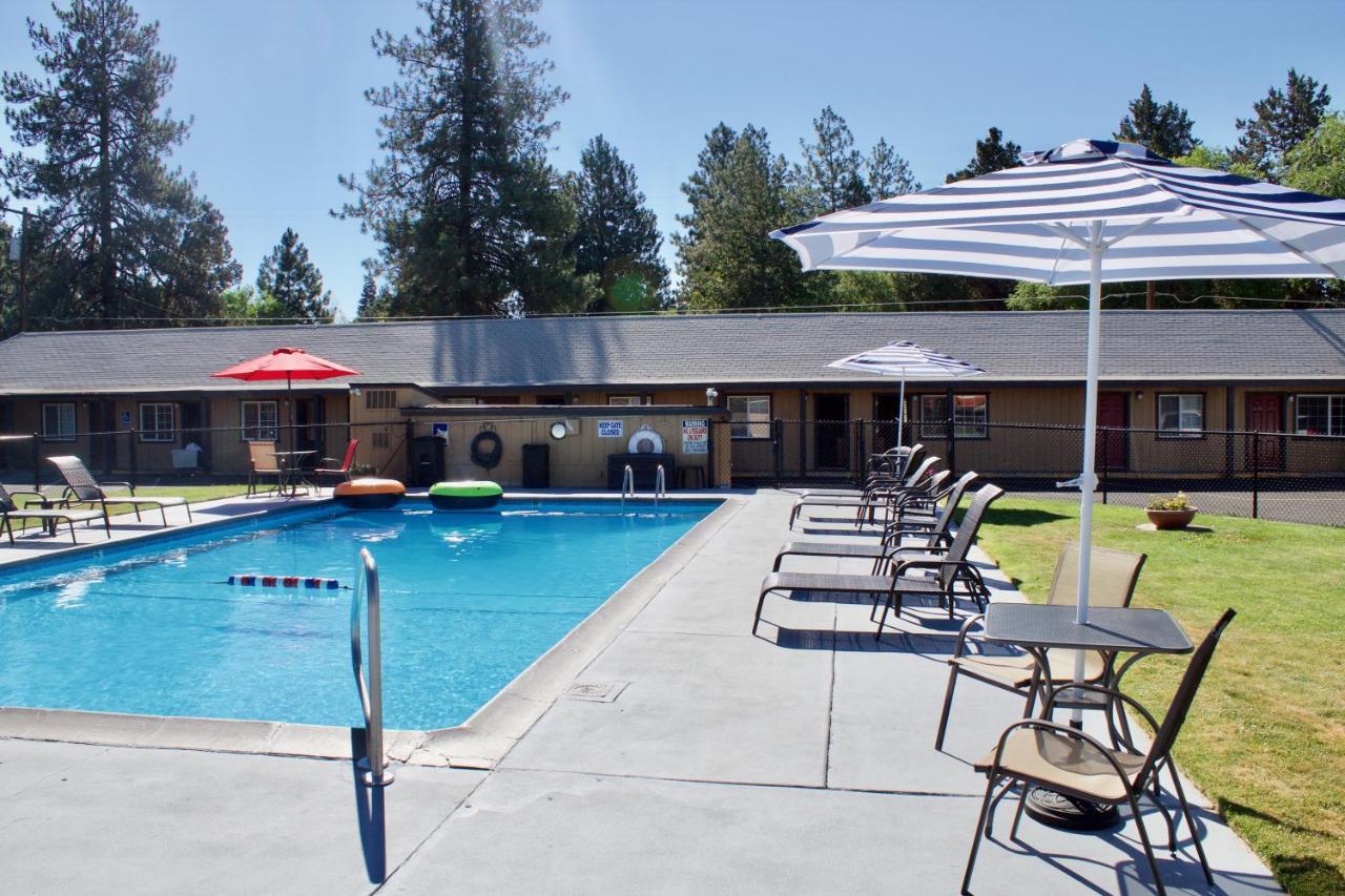 Cascade Lodge Bend Exterior photo